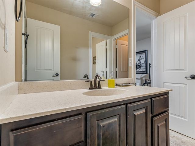 9101 NW 86th Court, Yukon, OK 73099
