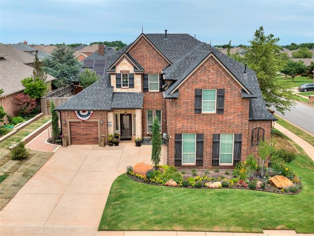 9101 NW 86th Court, Yukon, OK 73099
