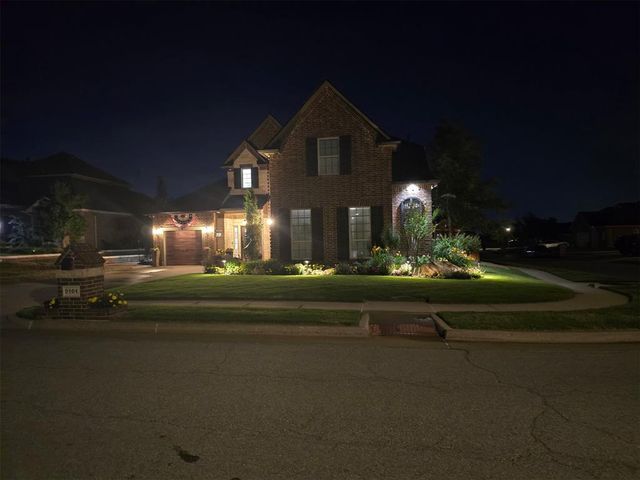 9101 NW 86th Court, Yukon, OK 73099