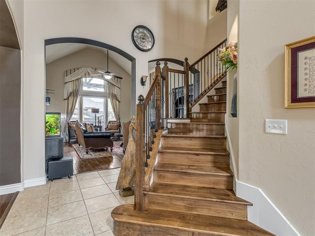 9101 NW 86th Court, Yukon, OK 73099