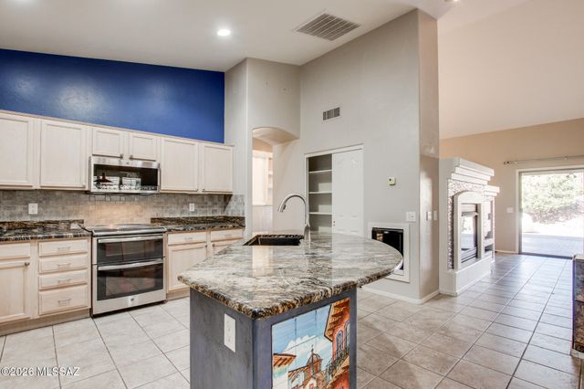 63134 E Flower Ridge Drive, Tucson, AZ 85739