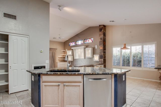 63134 E Flower Ridge Drive, Tucson, AZ 85739