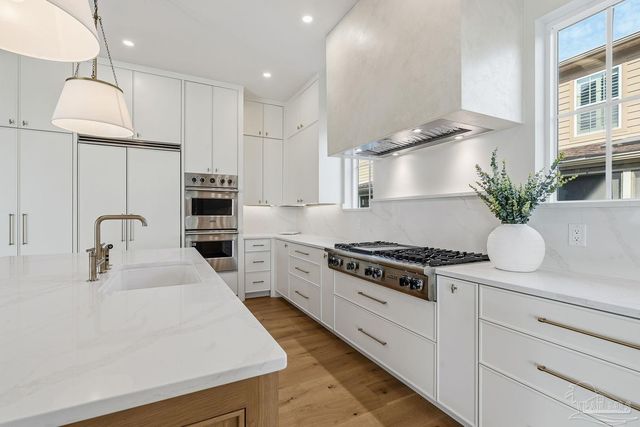 803 Bayshore Dr, Pensacola, FL 32507