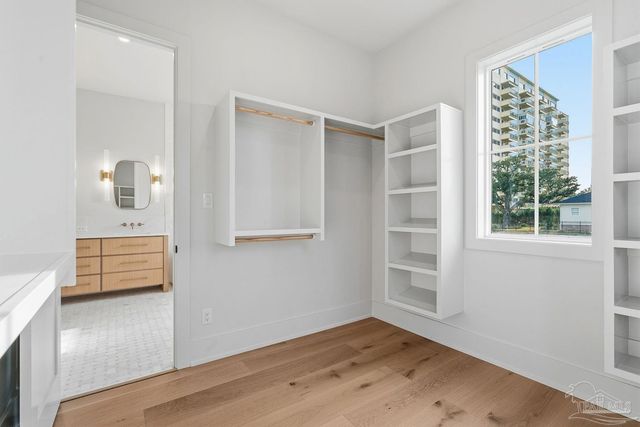 803 Bayshore Dr, Pensacola, FL 32507