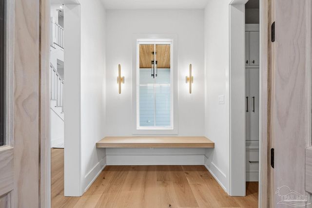 803 Bayshore Dr, Pensacola, FL 32507