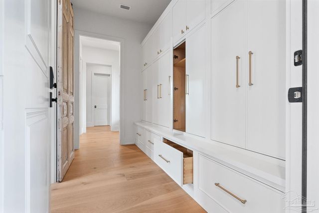 803 Bayshore Dr, Pensacola, FL 32507