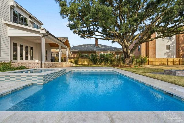 803 Bayshore Dr, Pensacola, FL 32507