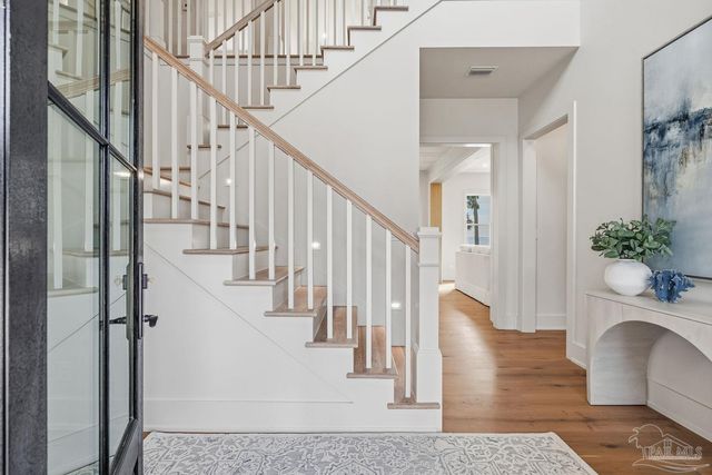 803 Bayshore Dr, Pensacola, FL 32507