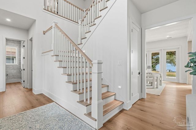 803 Bayshore Dr, Pensacola, FL 32507