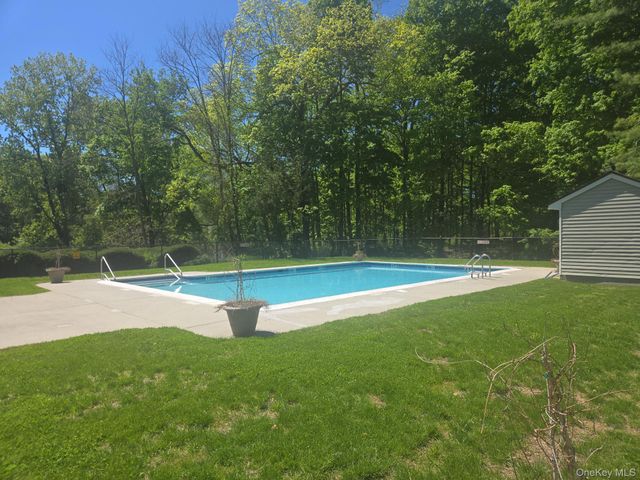 94 Krystal Drive, Somers, NY 10589