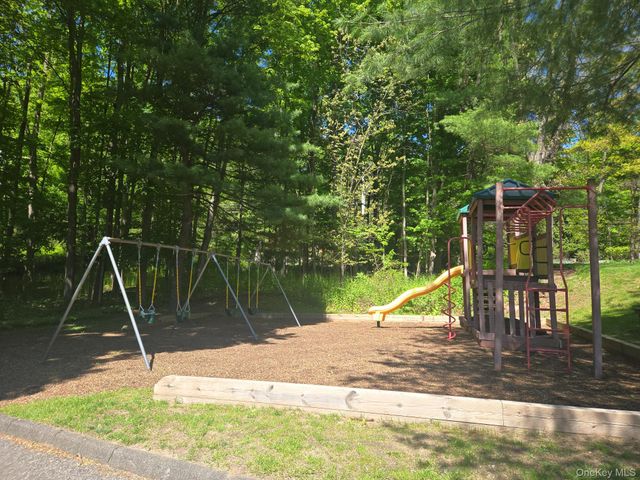 94 Krystal Drive, Somers, NY 10589