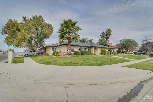 6712 Noah Avenue, Bakersfield, CA 93308