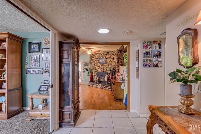 6712 Noah Avenue, Bakersfield, CA 93308