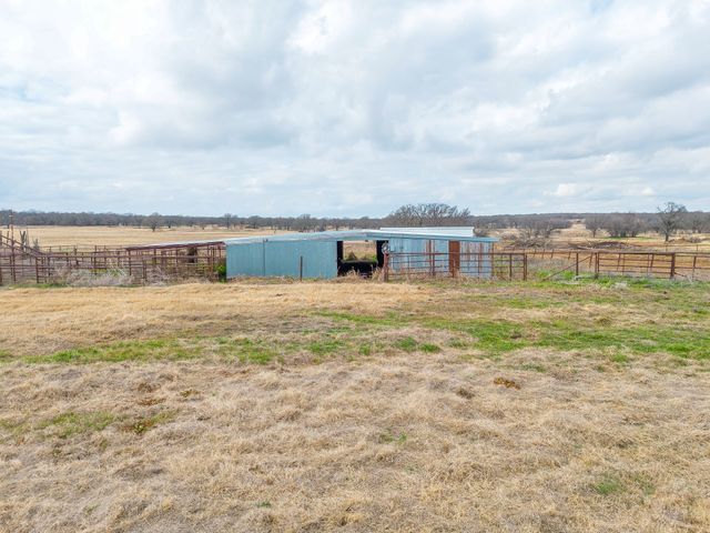938 County Road 3341, Paradise, TX 76073