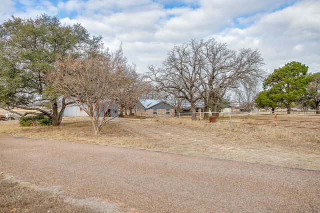 938 County Road 3341, Paradise, TX 76073