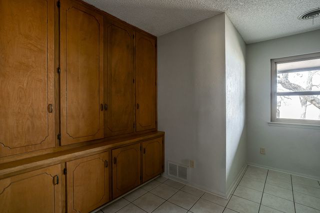 938 County Road 3341, Paradise, TX 76073