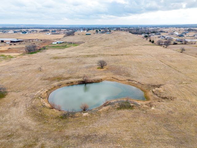 938 County Road 3341, Paradise, TX 76073