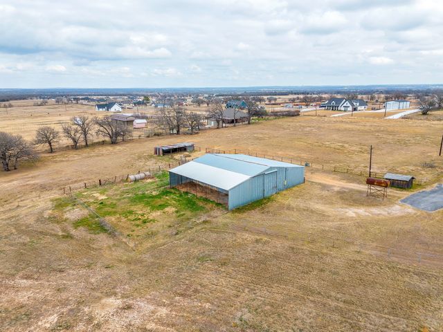 938 County Road 3341, Paradise, TX 76073