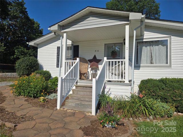 310 E Walker Street Extension, East Flat Rock, NC 28726