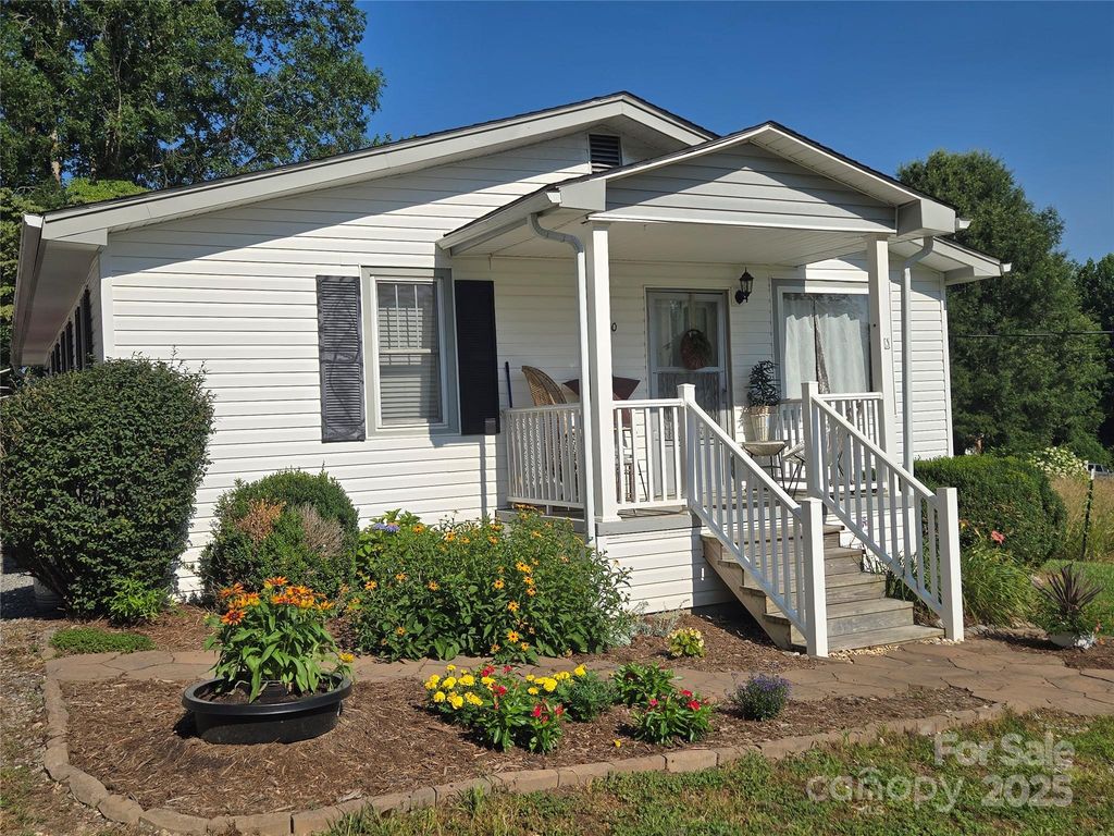 310 E Walker Street Extension, East Flat Rock, NC 28726