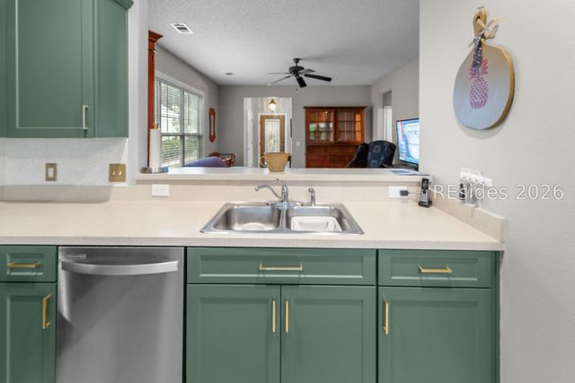 150 Lazy Daisy Dr, Bluffton, SC 29909