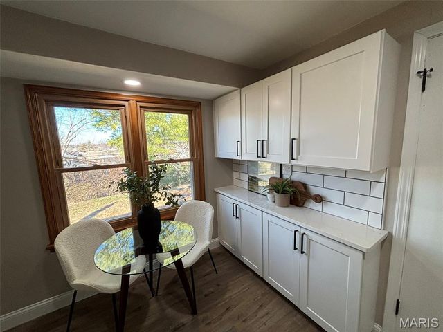 9509 Eucalyptus Drive, Affton, MO 63123