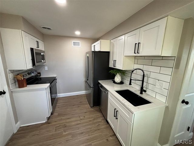 9509 Eucalyptus Drive, Affton, MO 63123