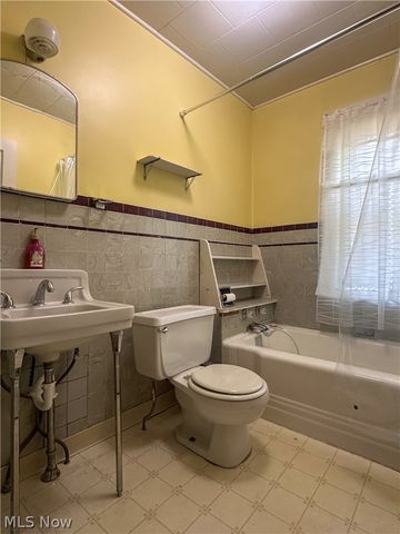 814 Griffin Street, Niles, OH 44446