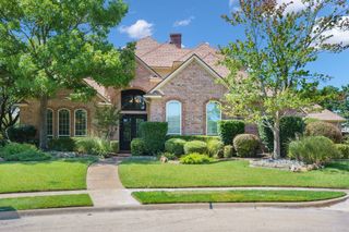 7509 Stone Hill Court, Garland, TX 75044