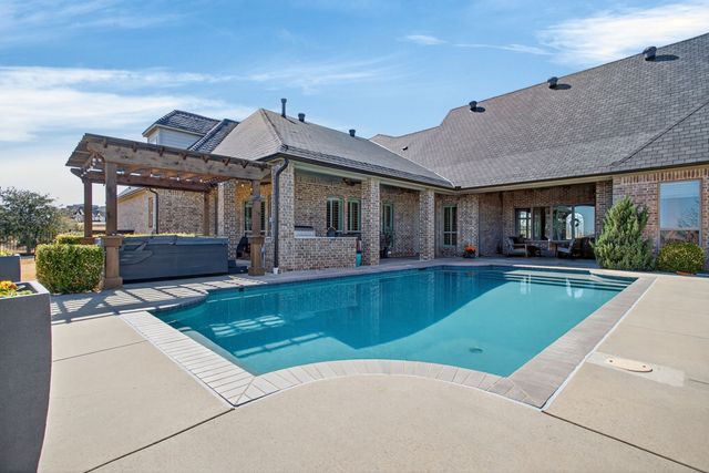 301 Rustic View Lane, Aledo, TX 76008