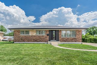 957 N HOWARD Avenue, Addison, IL 60101