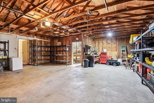 8292 SHILLING RD, Pasadena, MD 21122