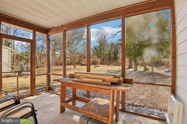 8292 SHILLING RD, Pasadena, MD 21122