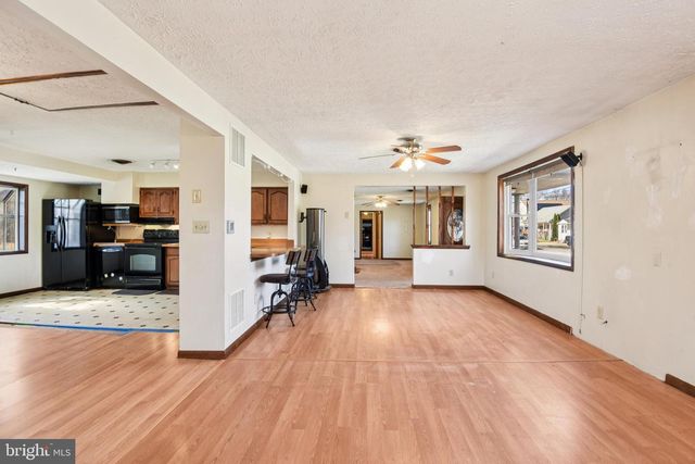 8292 SHILLING RD, Pasadena, MD 21122