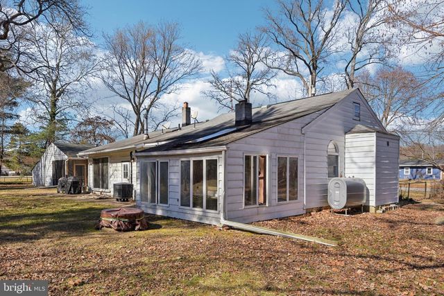 8292 SHILLING RD, Pasadena, MD 21122