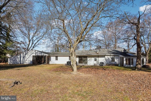 8292 SHILLING RD, Pasadena, MD 21122