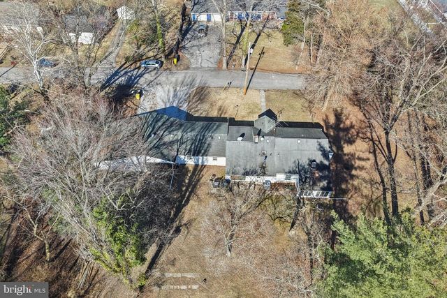 8292 SHILLING RD, Pasadena, MD 21122