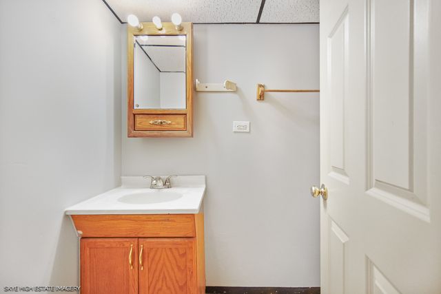 14430 S LOWE Avenue, Riverdale, IL 60827