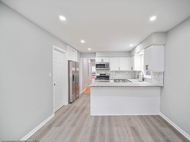 14430 S LOWE Avenue, Riverdale, IL 60827