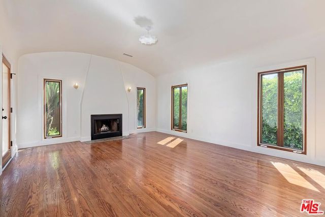 503 N Vista Street, Los Angeles, CA 90036