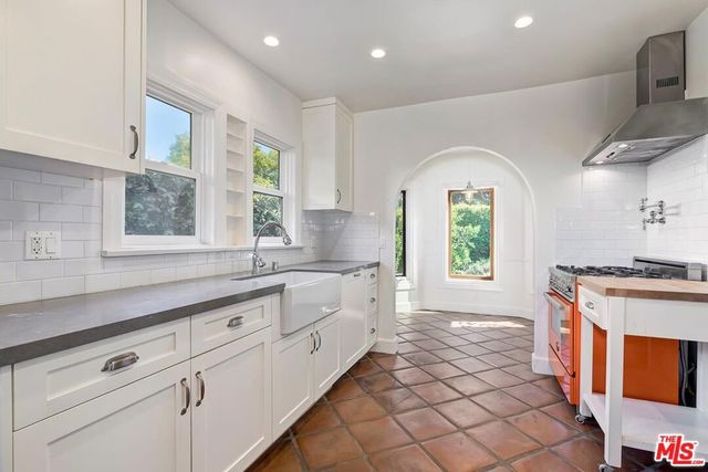 503 N Vista Street, Los Angeles, CA 90036