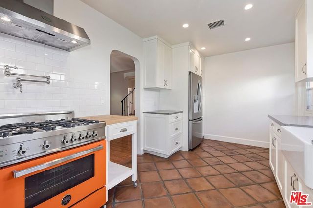 503 N Vista Street, Los Angeles, CA 90036