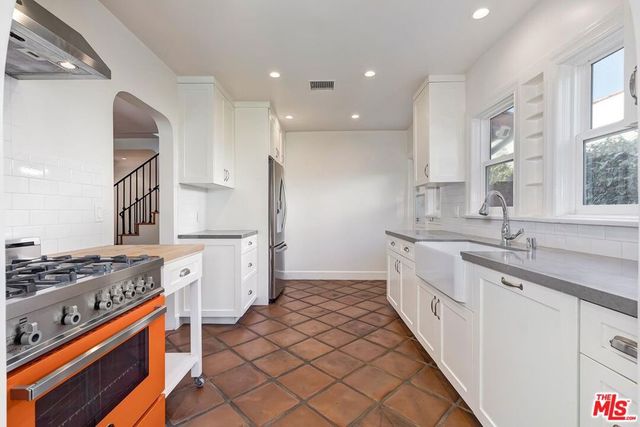 503 N Vista Street, Los Angeles, CA 90036