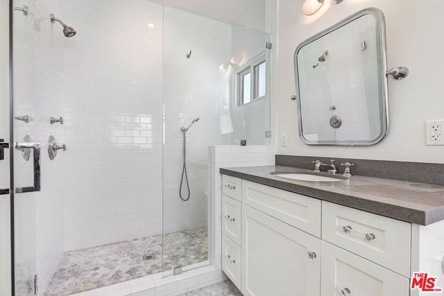 503 N Vista Street, Los Angeles, CA 90036