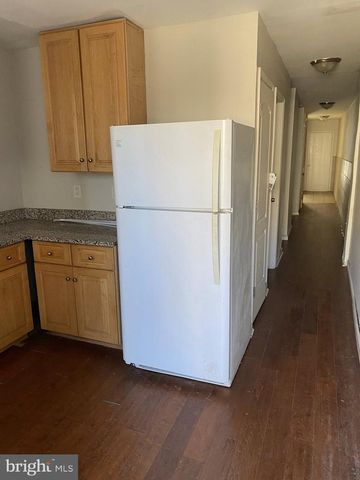 802 E NORTH AVE, Baltimore, MD 21202