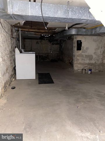 802 E NORTH AVE, Baltimore, MD 21202