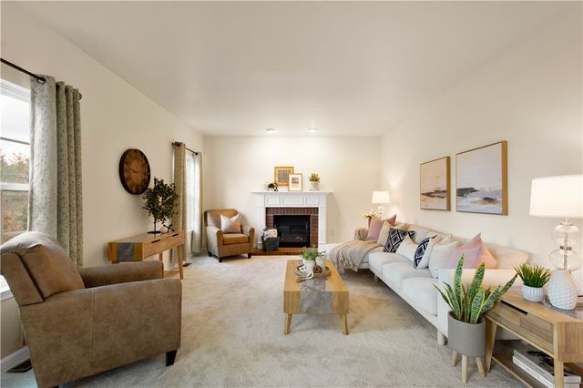 2076 Majestic Dr, North Strabane, PA 15317