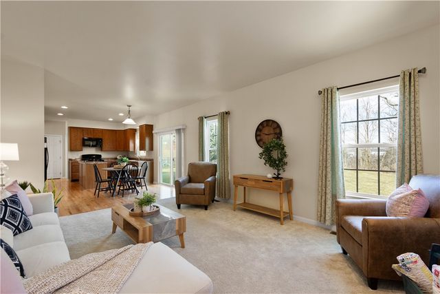 2076 Majestic Dr, North Strabane, PA 15317