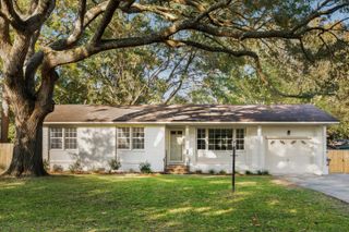 1322 Hampshire Road, Charleston, SC 29412