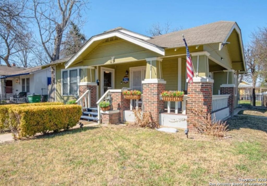 123 Dilworth, San Antonio, TX 78203